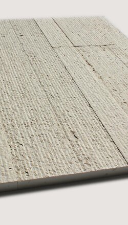 rivestimento in pietra con finitura rigata